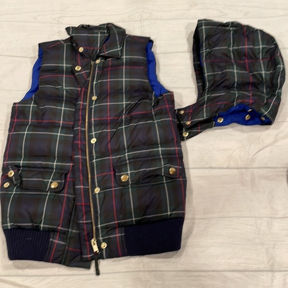 J. Crew Jackets & Blazers - J Crew EUC XXS Puffer Vest w/ detachable hood